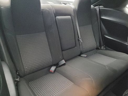Used 2019 Dodge Challenger SXT RWD image 19