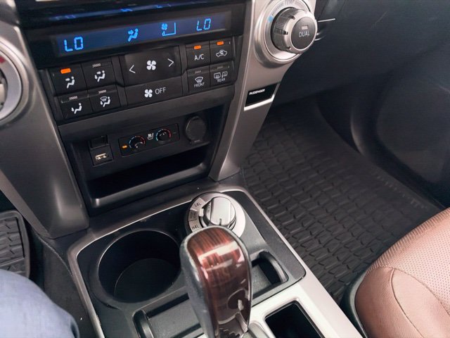 Used 2022 Toyota 4Runner Limited AWD/4WD image 12