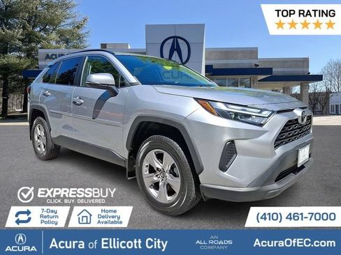 Used 2022 Toyota RAV4 XLE AWD/4WD image 1