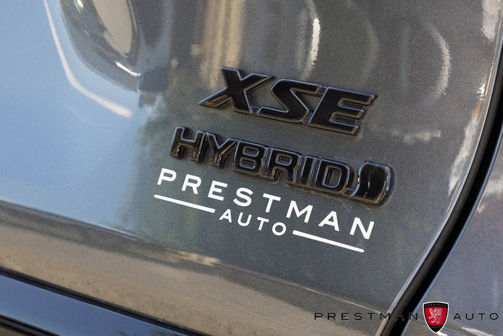 Used 2024 Toyota RAV4 XSE w/ Advanced Technology Package AWD/4WD image 10
