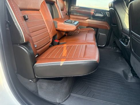Used 2024 GMC Sierra 2500 Denali Ultimate AWD/4WD image 36