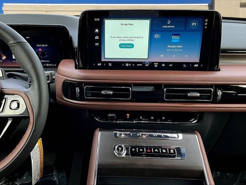 New 2026 Lincoln Aviator Reserve image 6