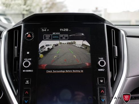 Used 2025 Subaru Crosstrek 2.0i Premium image 27