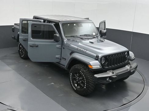 Used 2024 Jeep Gladiator Sport AWD/4WD image 56