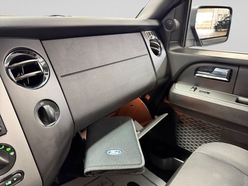 Used 2008 Ford Expedition XLT AWD/4WD image 34