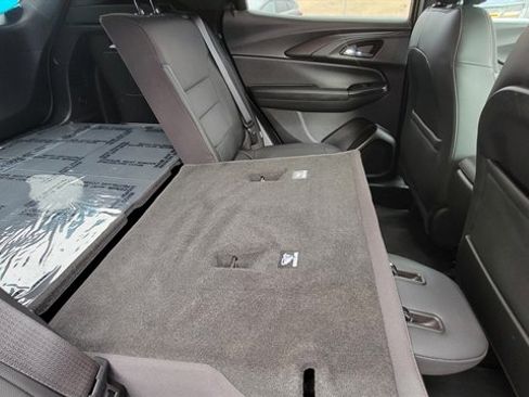 Used 2021 Chevrolet TrailBlazer RS w/ Convenience Package image 40