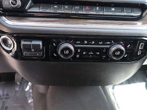 Used 2025 Chevrolet Silverado 1500 LT RWD image 33