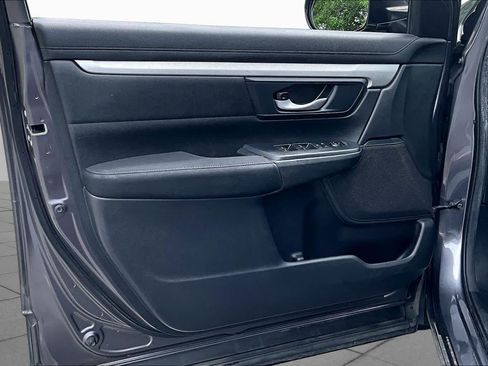 Used 2020 Honda CR-V LX image 21