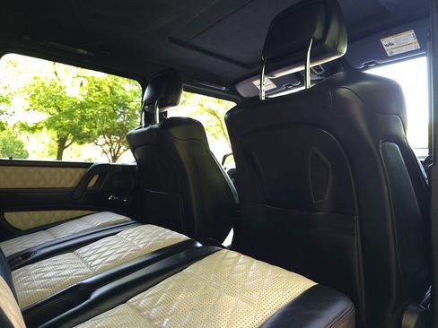 Used 2017 Mercedes-Benz G 63 AMG 4MATIC image 19