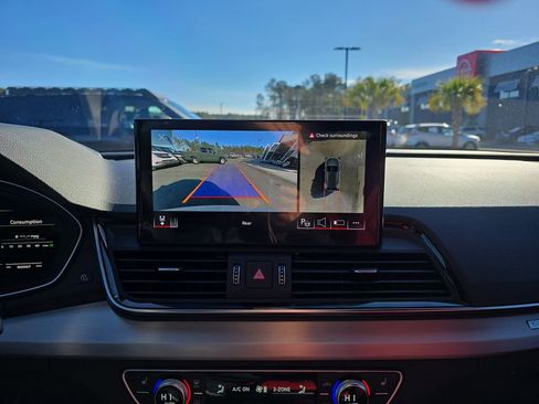 Used 2021 Audi SQ5 Prestige w/ Prestige Package image 28