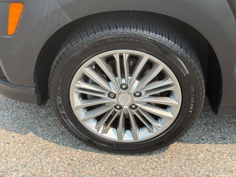 Used 2020 Hyundai Kona SEL AWD/4WD image 11