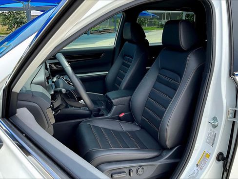 Used 2024 Honda CR-V Sport Touring image 7