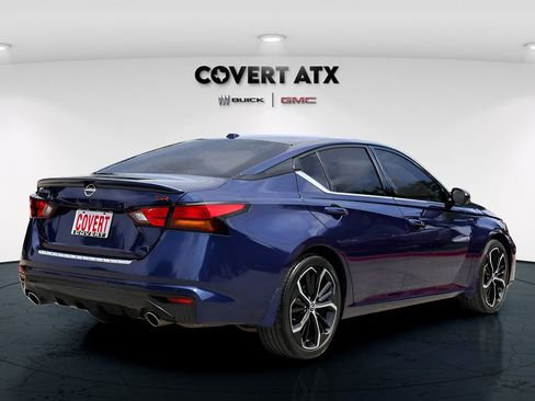 Used 2023 Nissan Altima 2.5 SR w/ SR Premium Package FWD image 7