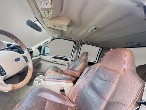 Used 2005 Ford F350 King Ranch AWD/4WD image 11