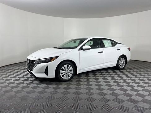 New 2025 Nissan Sentra S image 5