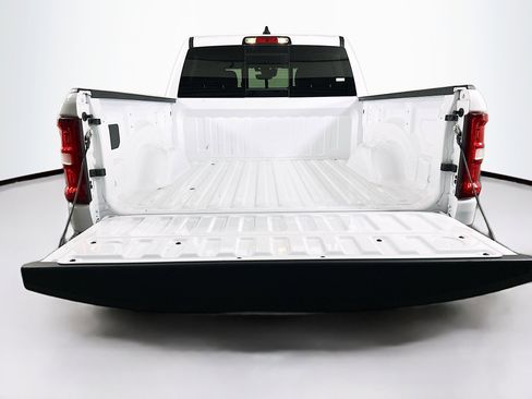Used 2025 RAM 1500 Laramie image 27