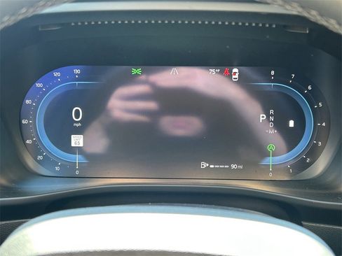 Used 2025 Volvo XC40 B5 Core w/ Protection Package Premier image 32