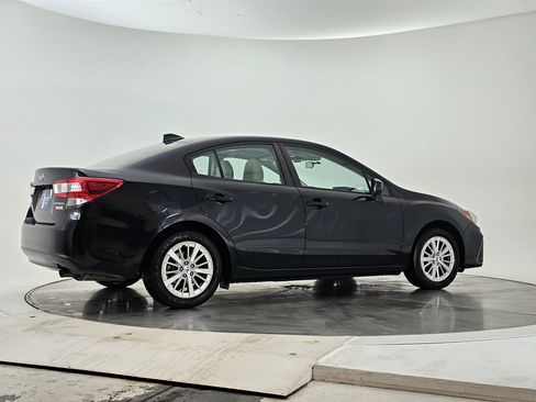 Used 2017 Subaru Impreza 2.0i Premium image 3
