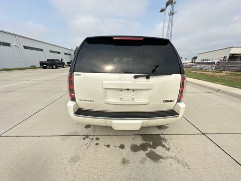 Certified 2014 GMC Yukon Denali AWD/4WD image 13