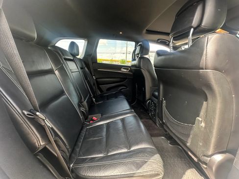 Used 2017 Jeep Grand Cherokee Limited AWD/4WD image 24