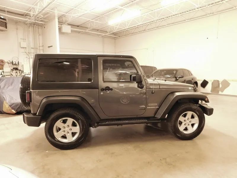 Used 2016 Jeep Wrangler Sport w/ Quick Order Package 24S AWD/4WD image 8