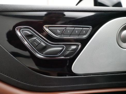 Used 2020 Lincoln Aviator Grand Touring w/ Equipment Group 301A AWD/4WD image 30