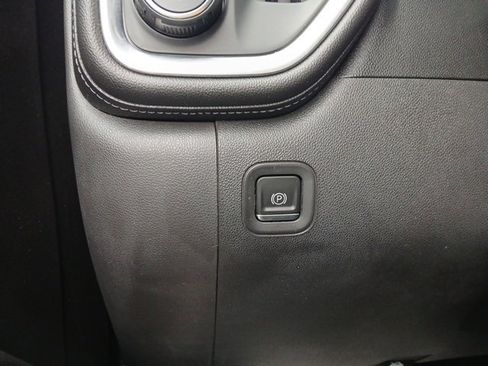 Used 2020 Chevrolet Silverado 1500 RST w/ All-Star Edition image 32