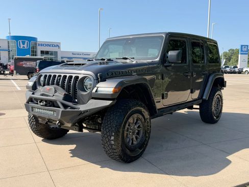 Used 2021 Jeep Wrangler Unlimited Rubicon AWD/4WD image 3