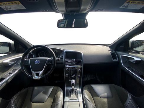 Used 2015 Volvo XC60 T6 R-Design Premier Plus image 23