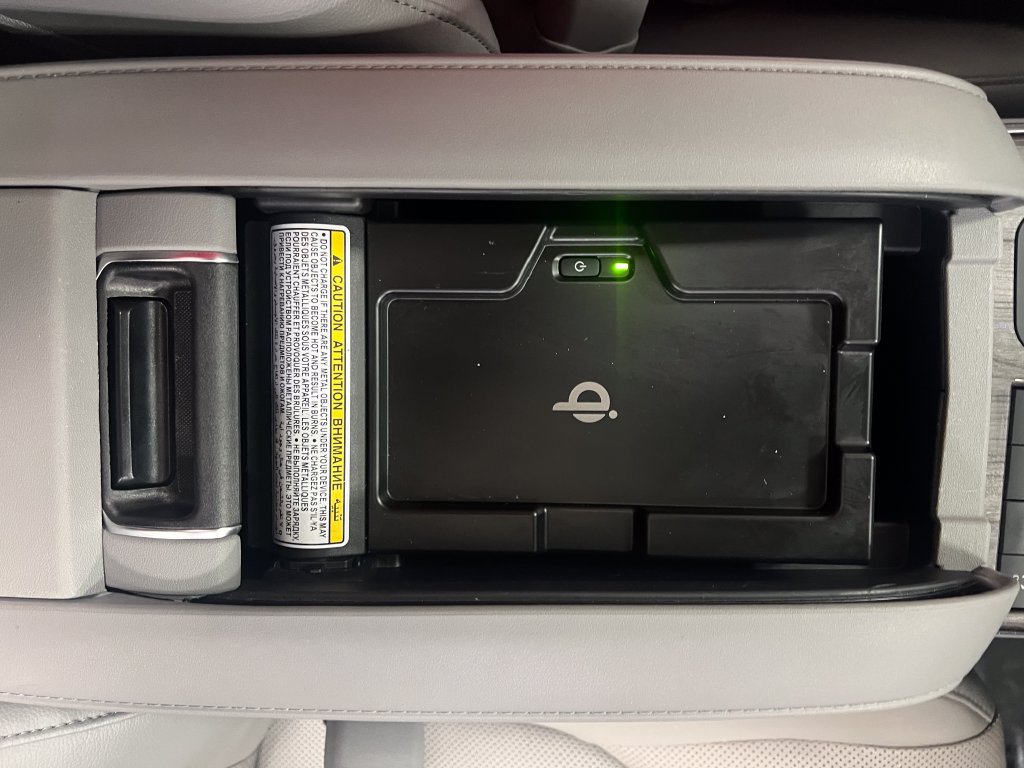 Used 2022 Toyota Highlander Limited FWD image 29