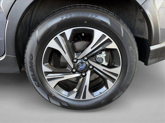 Used 2025 Subaru Crosstrek 2.5i Premium AWD/4WD image 23