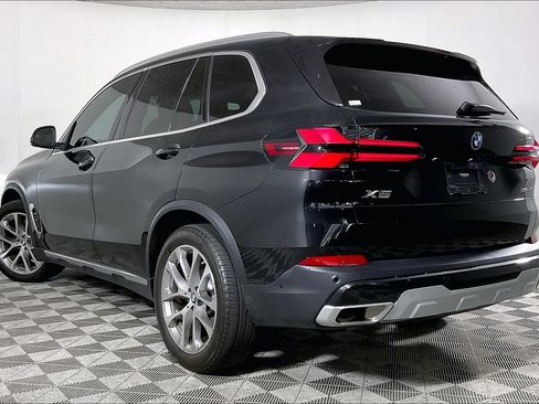 Certified 2024 BMW X5 xDrive40i w/ Premium Package AWD/4WD image 5