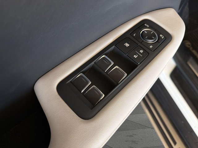 Certified 2022 Lexus RX 350L FWD w/ Premium Package image 9