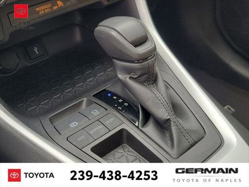 Certified 2022 Toyota RAV4 XLE w/ Convenience Package FWD image 26