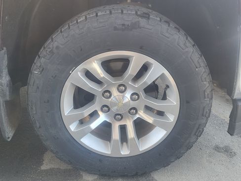 Used 2016 Chevrolet Silverado 1500 LT w/ All Star Edition AWD/4WD image 5