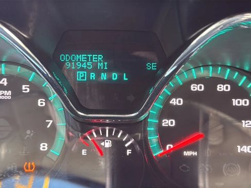 Used 2016 Chevrolet Traverse LTZ AWD/4WD image 16