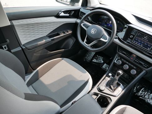 Used 2024 Volkswagen Taos S AWD/4WD image 9