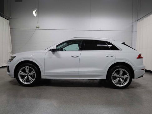 Used 2023 Audi Q8 Premium w/ Convenience Package AWD/4WD image 2