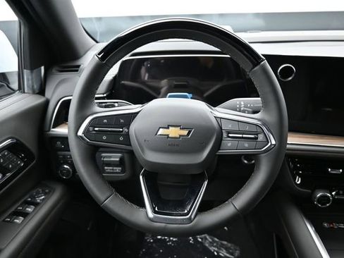 New 2026 Chevrolet Suburban High Country AWD/4WD image 19