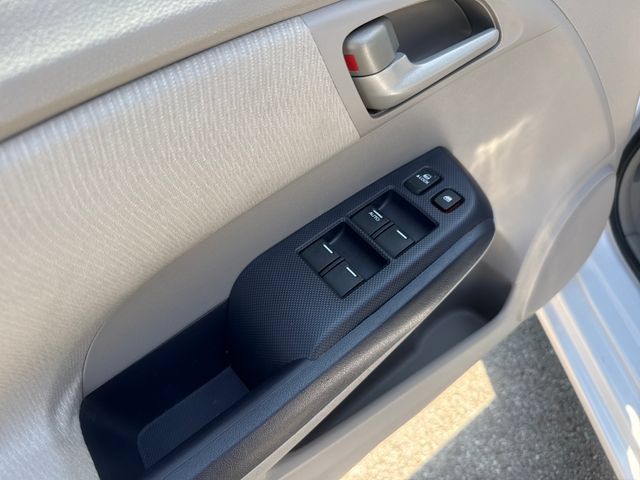 Used 2010 Honda Insight EX image 10