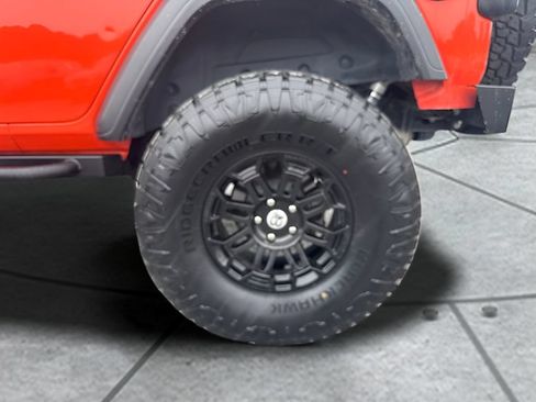 Used 2018 Jeep Wrangler Unlimited Sport S AWD/4WD image 19