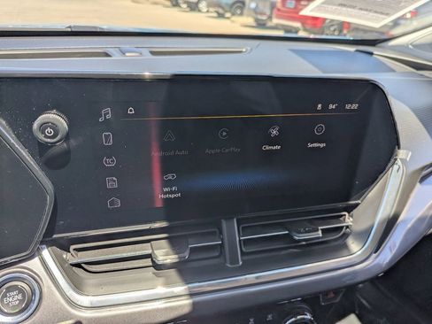 Used 2025 Chevrolet Trax ACTIV w/ Driver Confidence Package FWD image 23