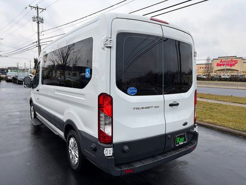 Used 2017 Ford Transit 350 XL image 10