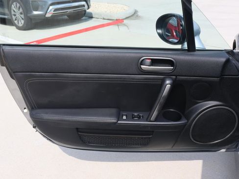 Used 2015 MAZDA MX-5 Miata Grand Touring image 25