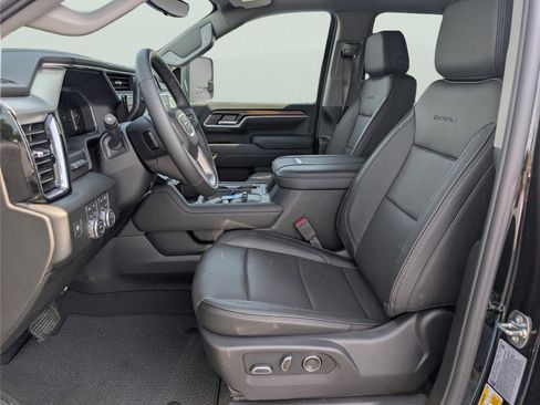 New 2026 GMC Sierra 2500 Denali w/ Denali Reserve Package AWD/4WD image 41