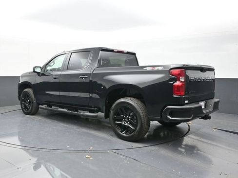 New 2026 Chevrolet Silverado 1500 Custom w/ LPO, Dark Essentials Package AWD/4WD image 7