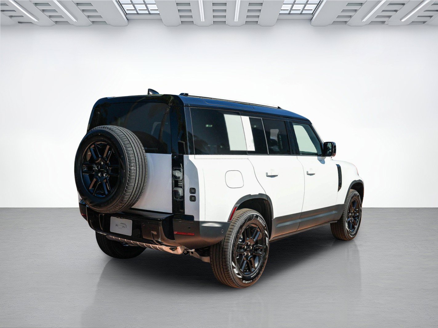 New 2026 Land Rover Defender 110 S AWD/4WD image 4