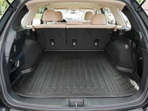 Used 2019 Subaru Outback 2.5i AWD/4WD image 18