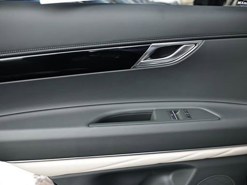 New 2026 Genesis GV80 2.5T image 22