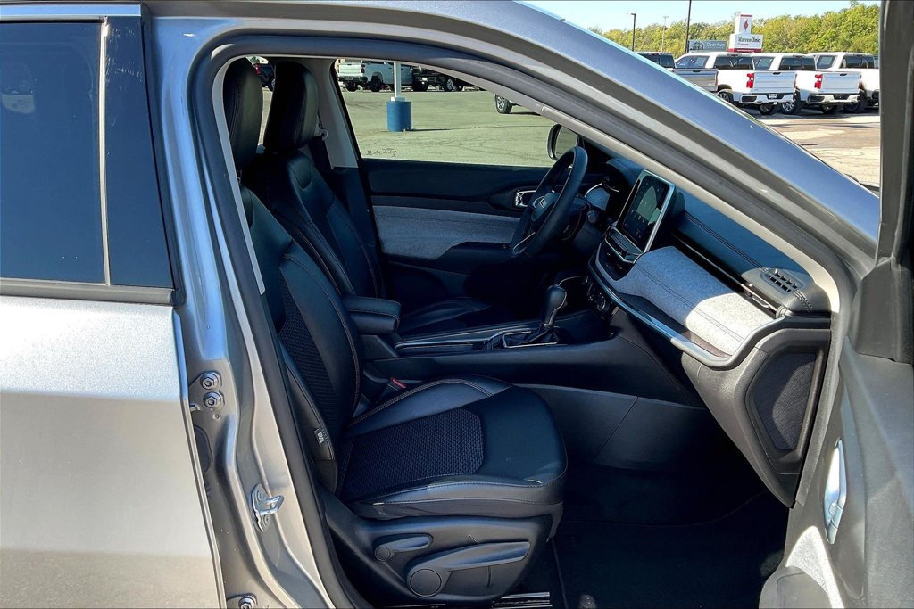 Used 2022 Jeep Compass Latitude FWD image 15